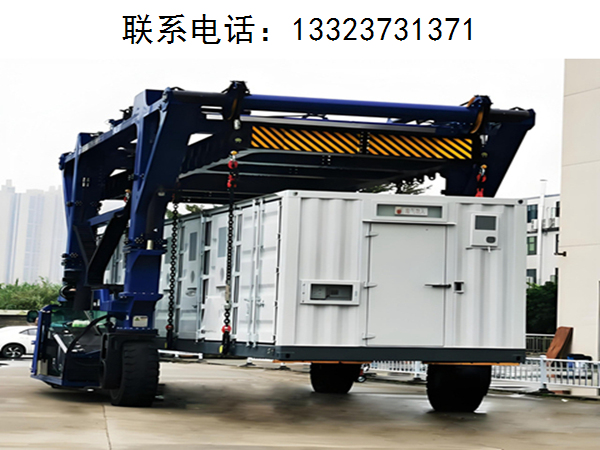 集装箱跨运车32.jpg